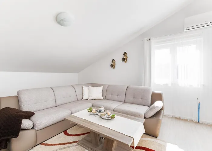 Anton * מאלינסקה